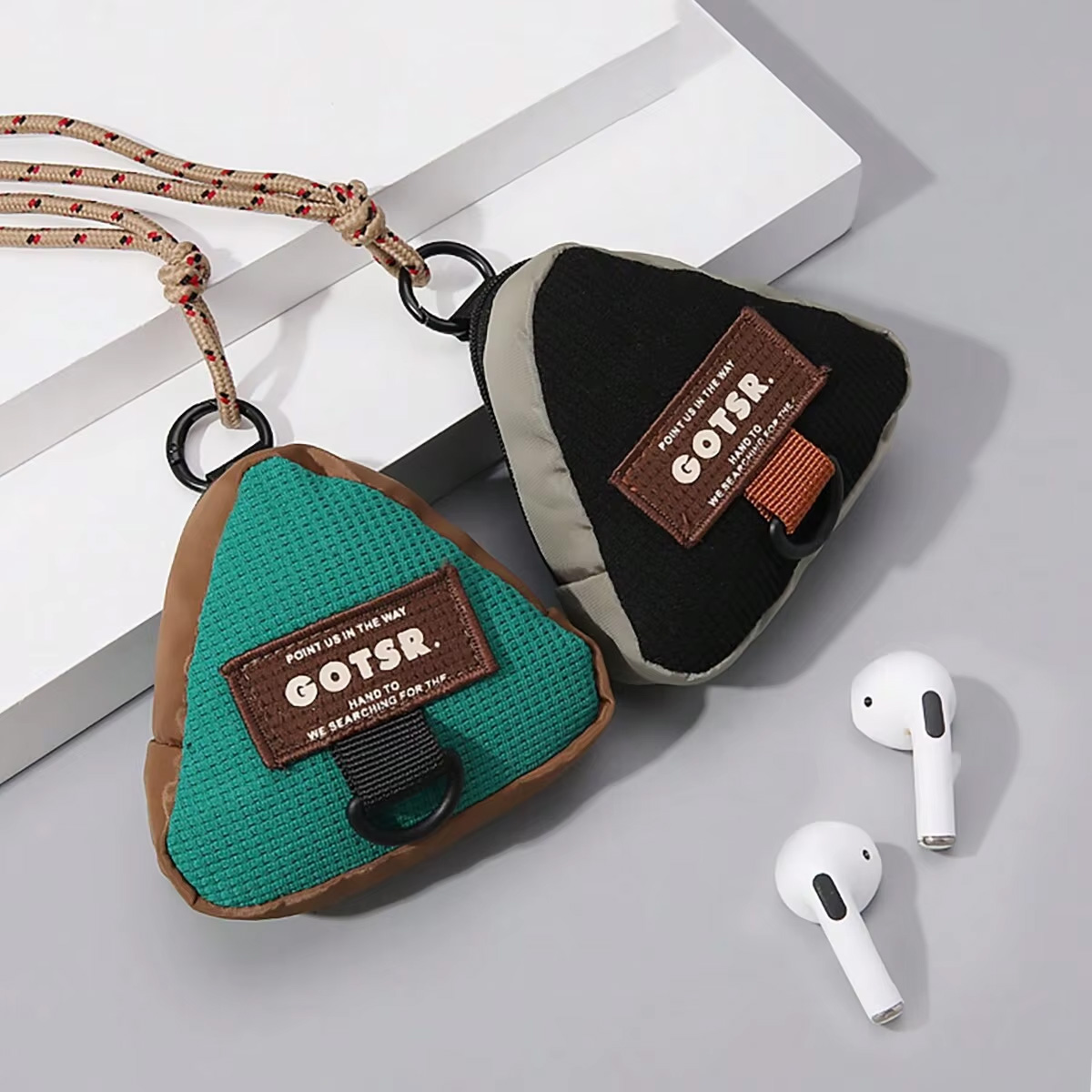 1Pcs Portable Mini Triangular  - Travel Accessories Jewelry 评论和价格